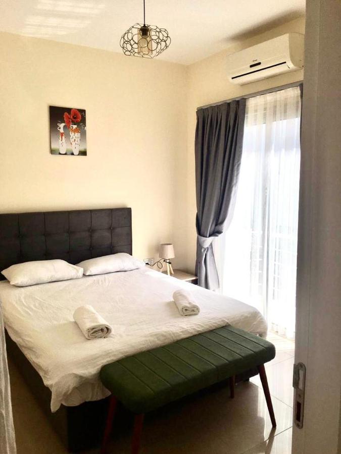 Luxury Two-Bedroom Apartment In Amazing Place Lukomorye C4 Karavas  Esterno foto